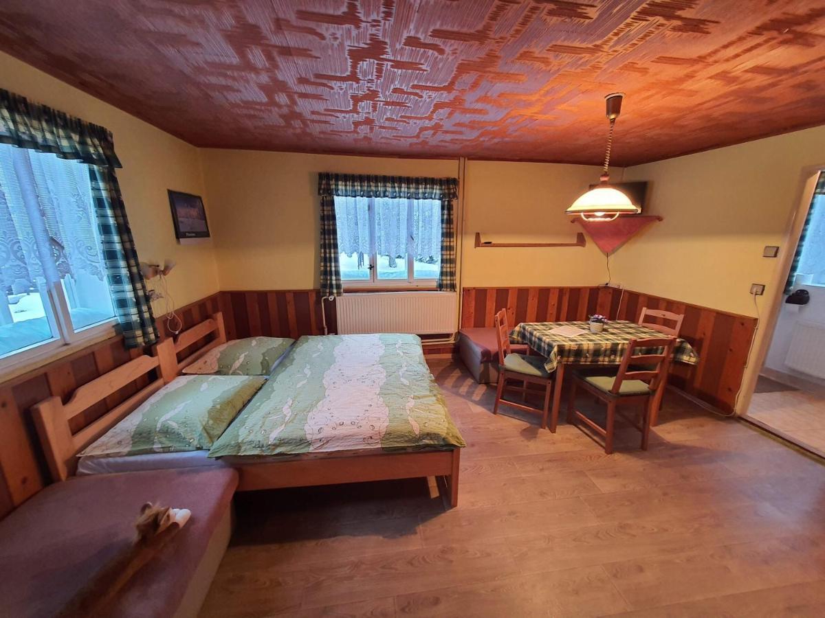 Penzion Pod Mustky Hotel Harrachov Luaran gambar