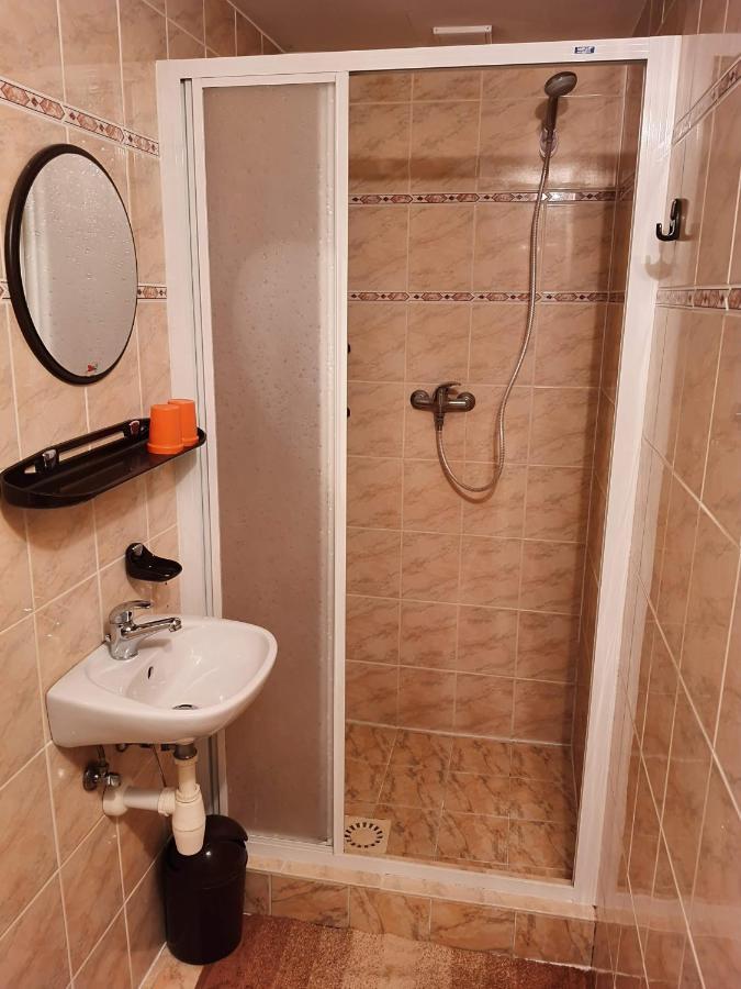 Penzion Pod Mustky Hotel Harrachov Luaran gambar