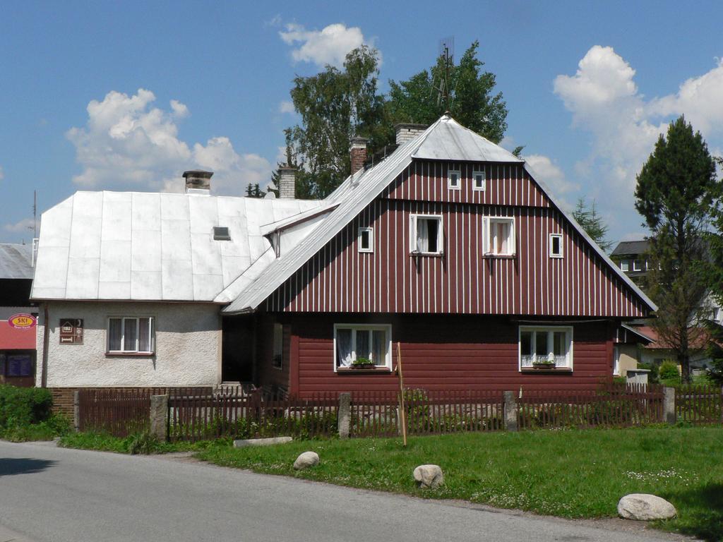Penzion Pod Mustky Hotel Harrachov Luaran gambar